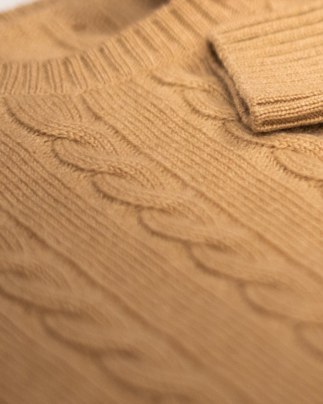 Cable Knit Crew Neck Jumper Women